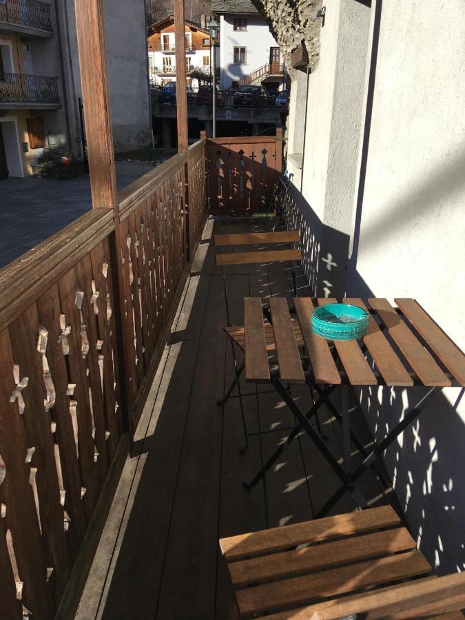 Apartament Lo Ponton Introd Zewnętrze zdjęcie